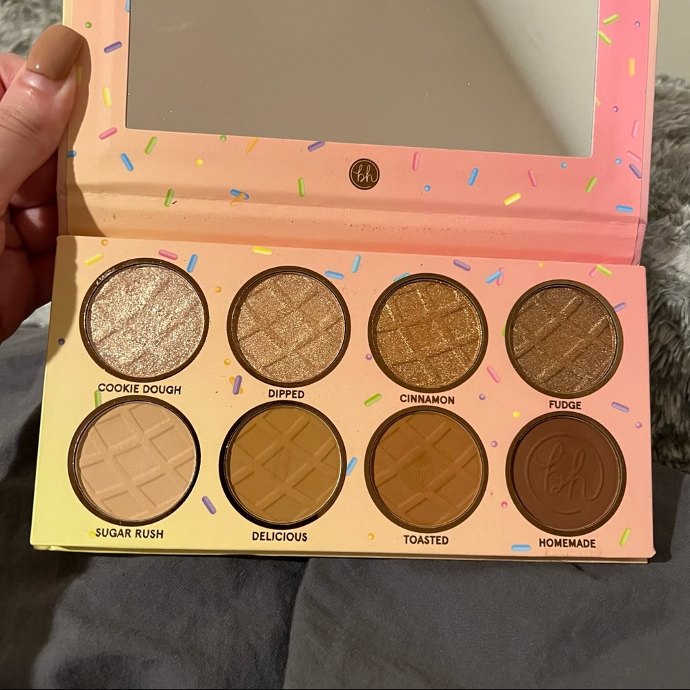 DISCONTINUED: BH Sugar Cone Palette